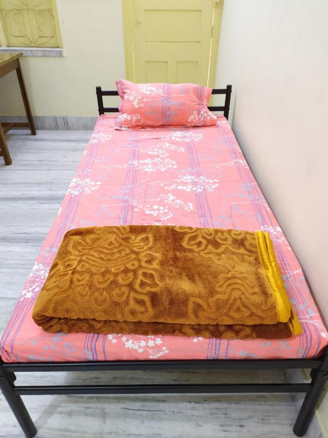 Chandannagore Guest House Колката Екстериор снимка